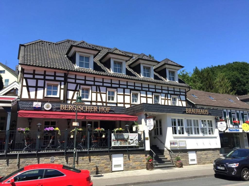 Bergischer Hof أوفيرات المظهر الخارجي الصورة